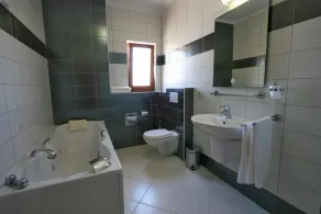 SEGETSKI DVORI Hotel & Beach - Est 1964 - Split Trogir Riviera - Bagno