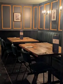 Fox Hall - Restaurant