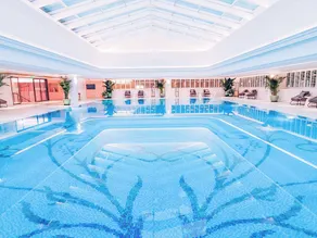 RenHe Spring Hotel - Basseng