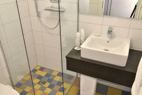 UHU Gästehaus Superior - Salle de bain