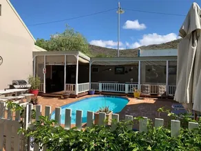 HouseMartin Lodge & Self Catering - Pool