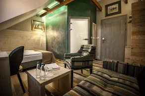 Akademia Kuraszków - Quarto