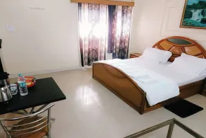 Hotel Purohit Sindhi Camp - Værelse