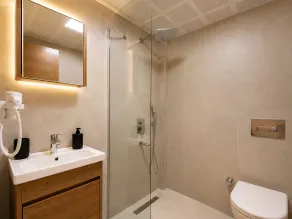 Bova Rooms - Bathroom