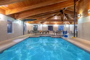 Days Inn by Wyndham Faribault - Pool