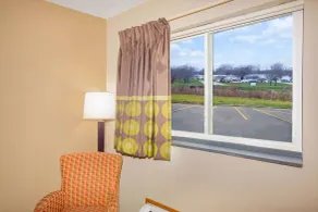 Super 8 by Wyndham Fort Madison - Zimmer