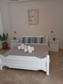 Sea View And Mountain View Apartment For 4 People - Rom