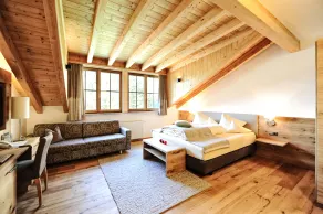 Wohnung mit Grill, Terrasse und Sauna - Zimmer