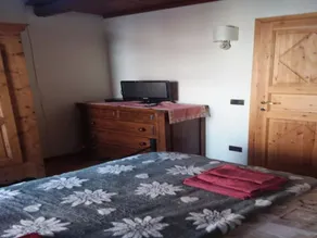 Baita Plagnol Near Sestriere Ski Slopes - Room