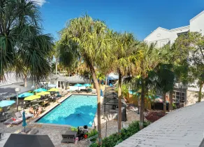 Hotolos Hollywood - Piscine