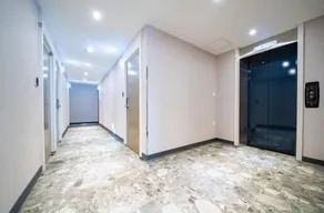 Y Motel - Reception