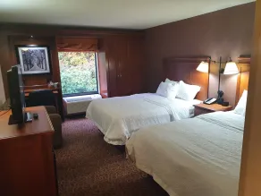 McKnight Hotel - Rum