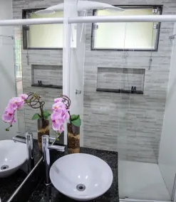 Escarpas Eco Village - Bathroom