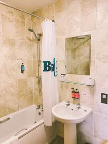 Boston West Hotel - Badezimmer