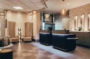 Leonardo Hotel Köln - Réception