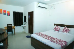 MR DWELL  HOTEL AIRPORTZONE - Room