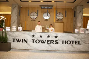 Twin Towers Hotel - Reception