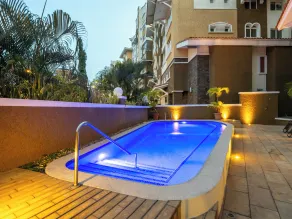 Mahogany Suites - Piscine