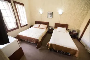 Si Hotel - Room
