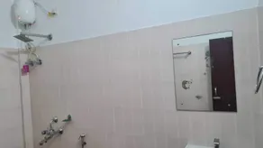Hotel Exotica Squares - Bathroom