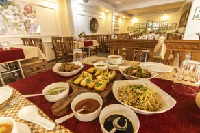 Hotel Misty Meadows by Vanyum - Restaurant