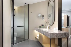 Holiday Inn Tongxiang - Bathroom