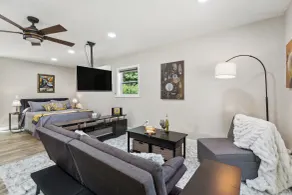 Hickory Hideaway: Pet-Friendly Haven w/ Fire Pit! - Interior