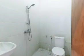 Hotel Warta Putra - Badezimmer