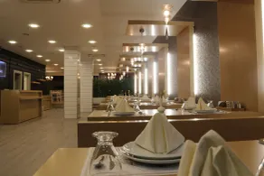 Enar Hotel - Restaurant