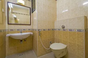 Legends Inn - Bathroom