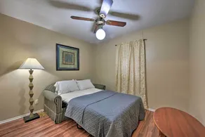 Pet-Friendly Missouri City Home w/ Fenced-In Yard! - Interiör
