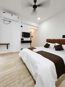 Hotel Pune Grand - Room