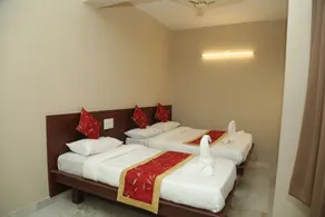 Soundarya Hotel - Zimmer