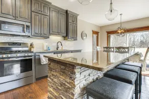 8 Mi to Lambeau Field: Family Home in De Pere! - Innenbereich
