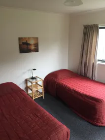 Our Beach House - Raglan West - Chambre