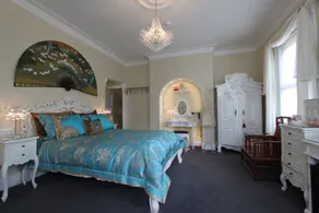 Tower Guest House - Habitación