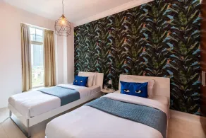 Elegant 3BR in Dubai Marina With Scenic Views! - Room