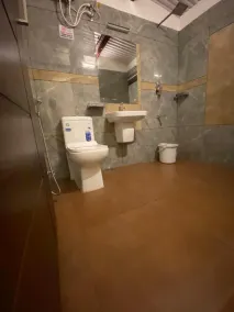 Lakefront Home Hotel - Bagno