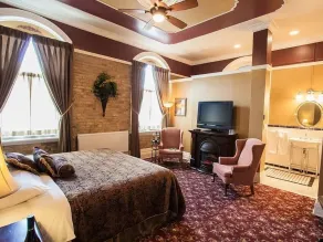 Clocktower Inn - Camera