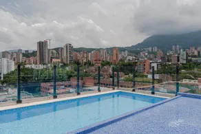 Masaya Medellin - Pool