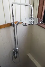 Hotel y Termas Huife - Bathroom