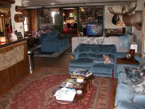 Colonial Inn - Área de estar no saguão