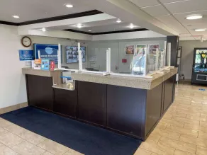 Studio 6 Peoria IL - Lobby