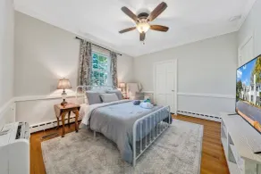 The Oakdale Inn - Room