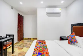FabHotel Casa Royal - Greater Kailash - Quarto