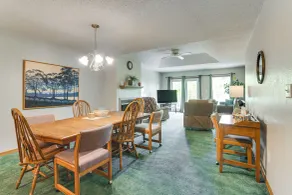 Cozy Branson Townhome 1 Mi to Silver Dollar City! - Interiør