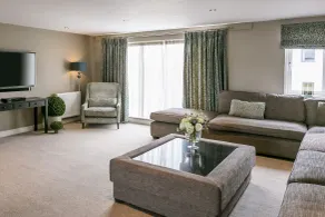 The Townhouses @ Carus Green - Chambre