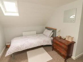 Limestone Cottage - Interior