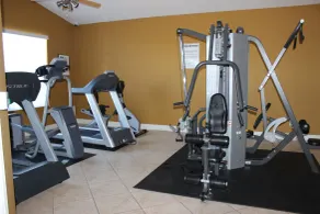 Affordable 4 bedrooms at Crystal Cove 1527 - Gym