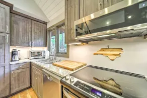 Chic Brevard Cabin - Nature, Trails, & Water! - Innvendig